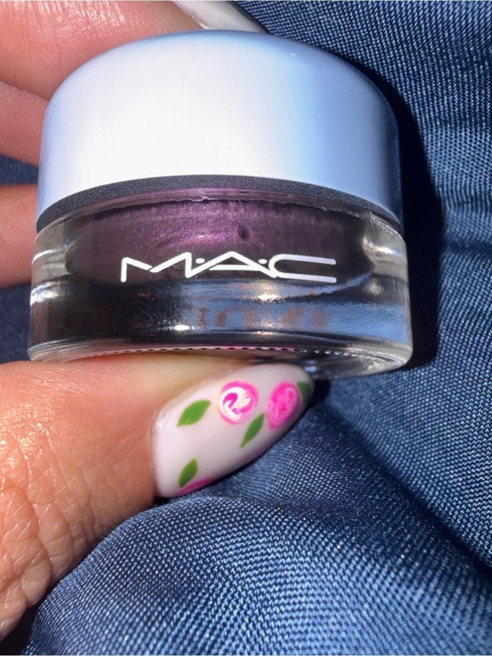 MAC Cosmetics Shimmery Deep Purple Pigment Pot